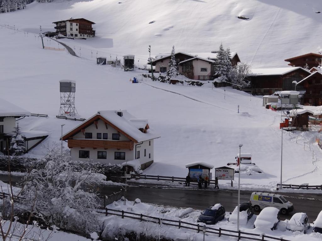 Apartmán Haus Mittergries Tux Exteriér fotografie